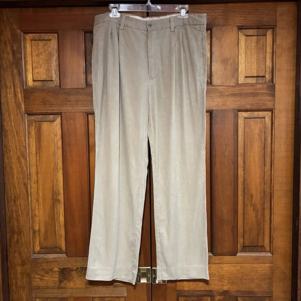 Tommy Bahama Silk Blend Pants Men's Size 34x30 Khaki Casual Beach Pleated
